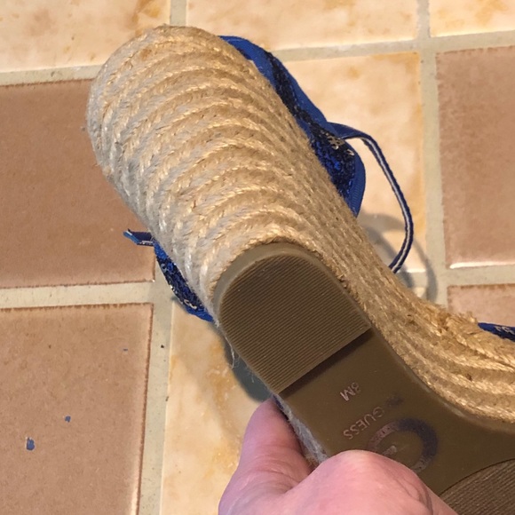 Women’s Guess Blue Sequin Espadrille Wedge Heels - Picture 4 of 8